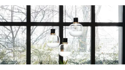 Lampada in vetro con finitura trasparente e satinata Ghost Sospensione di Midj