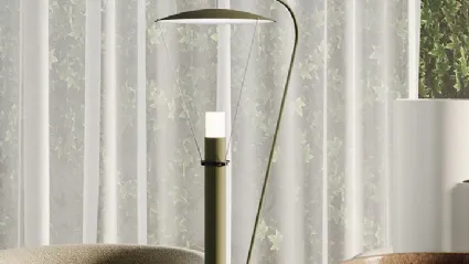 Lampada LED ricaricabile da tavolo Go Luce Table in metallo di Ronda Design