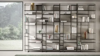 Libreria Levia Tall in metallo verniciato di Ronda Design