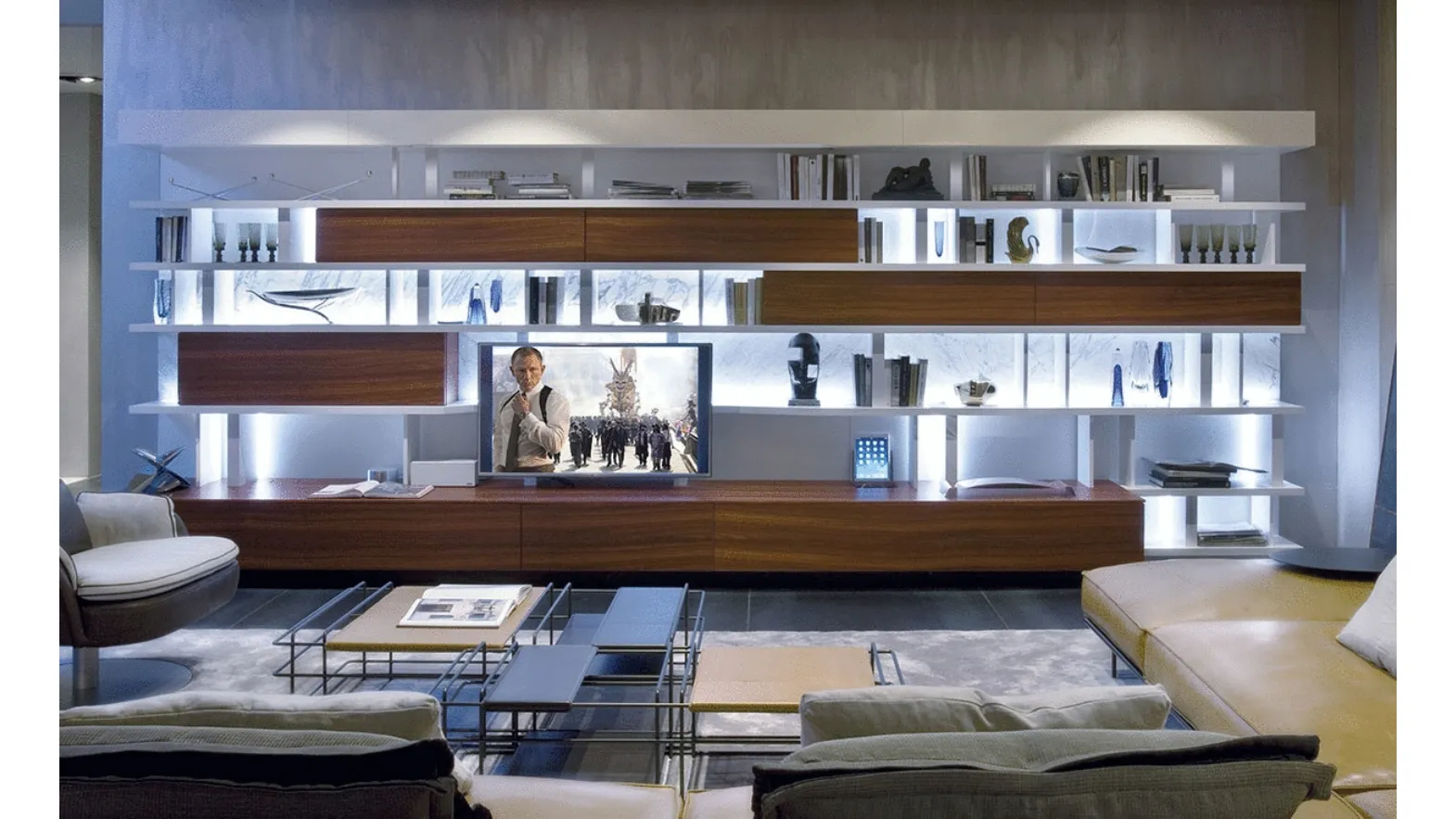 Libreria in legno e laccato bianco Living Cinema 04 di Turati T4