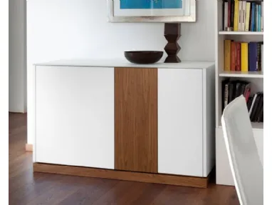 Madia Contour 125 02  in MDF laccato bianco opaco con inserto e base in legno di Domitalia