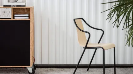 Sedia Ola P M LG in legno di Midj