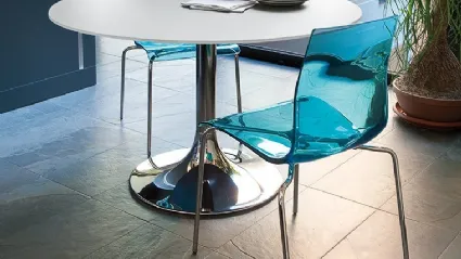 Tavolo rotondo con piano in melaminico e base in acciaio Corona di Domitalia