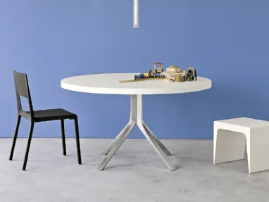 Tavolo allungabile con base in alluminio e top in laminato laccato bianco Oops di Kristalia