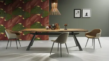 Tavolo con base in acciaio e piano in legno Zeus MT di Midj